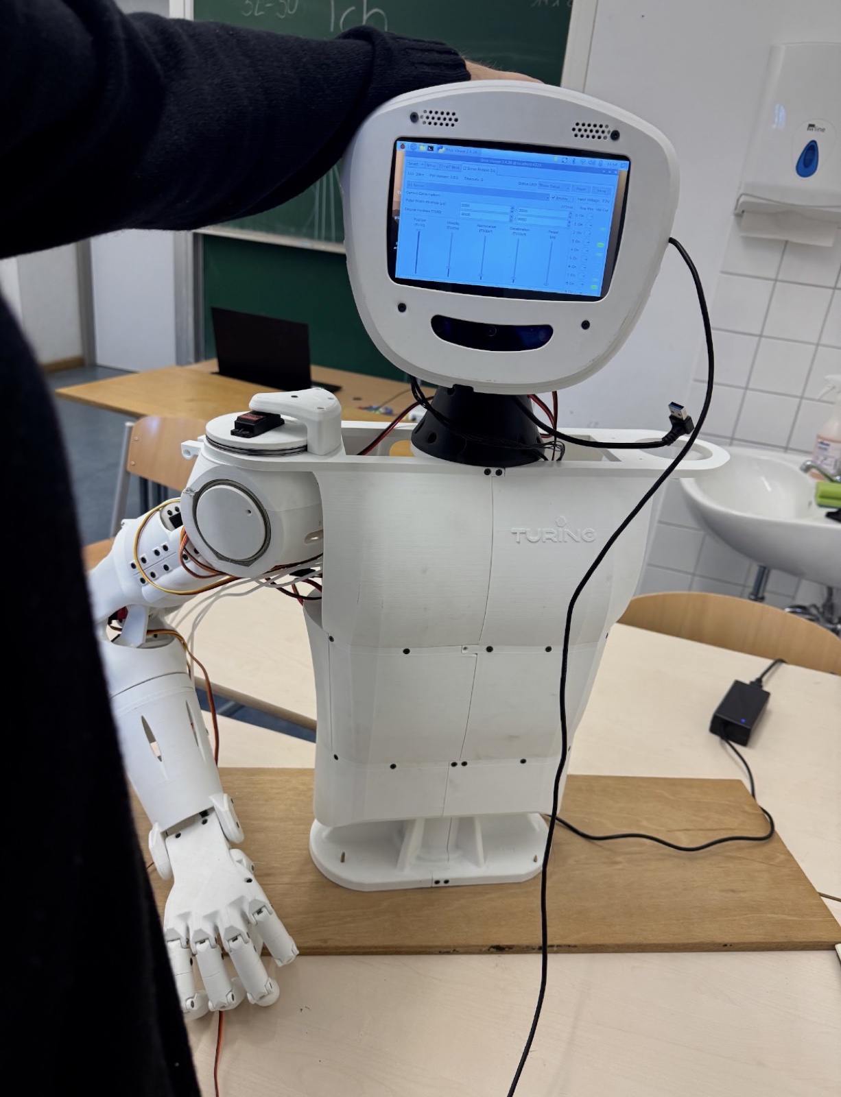 The humanoid robot the course builds